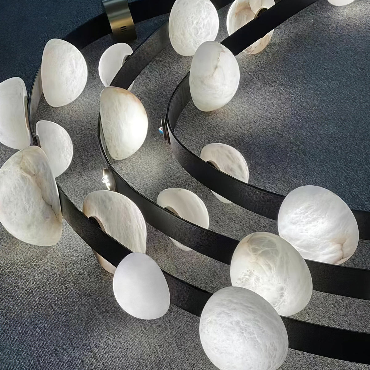 Dew Drops Alabaster Chandelier - L 188cm x H 120cm / L 74″ x H 47.2″Black & WhiteWarm Lightgayusan