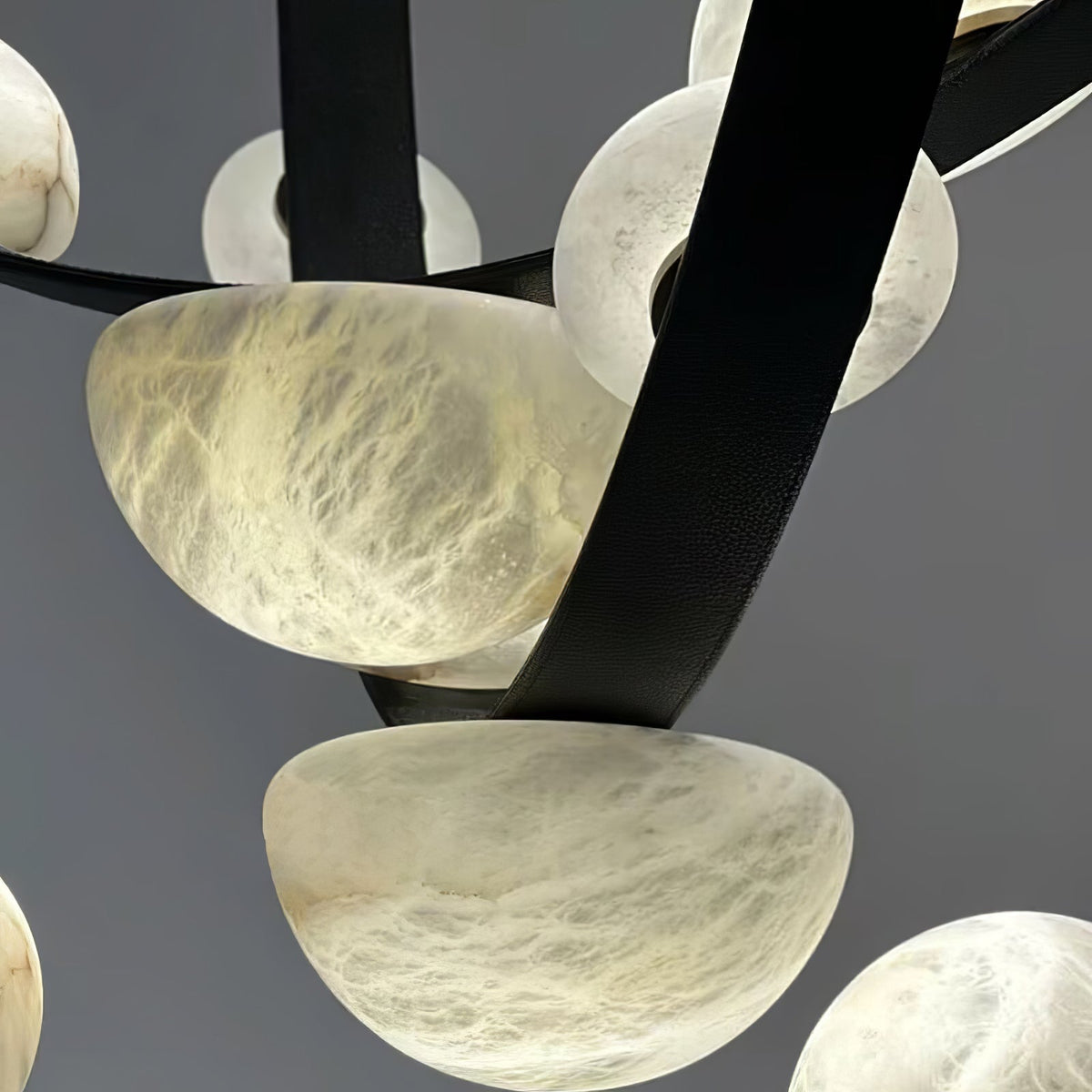 Dew Drops Alabaster Chandelier - L 188cm x H 120cm / L 74″ x H 47.2″Black & WhiteWarm Lightgayusan