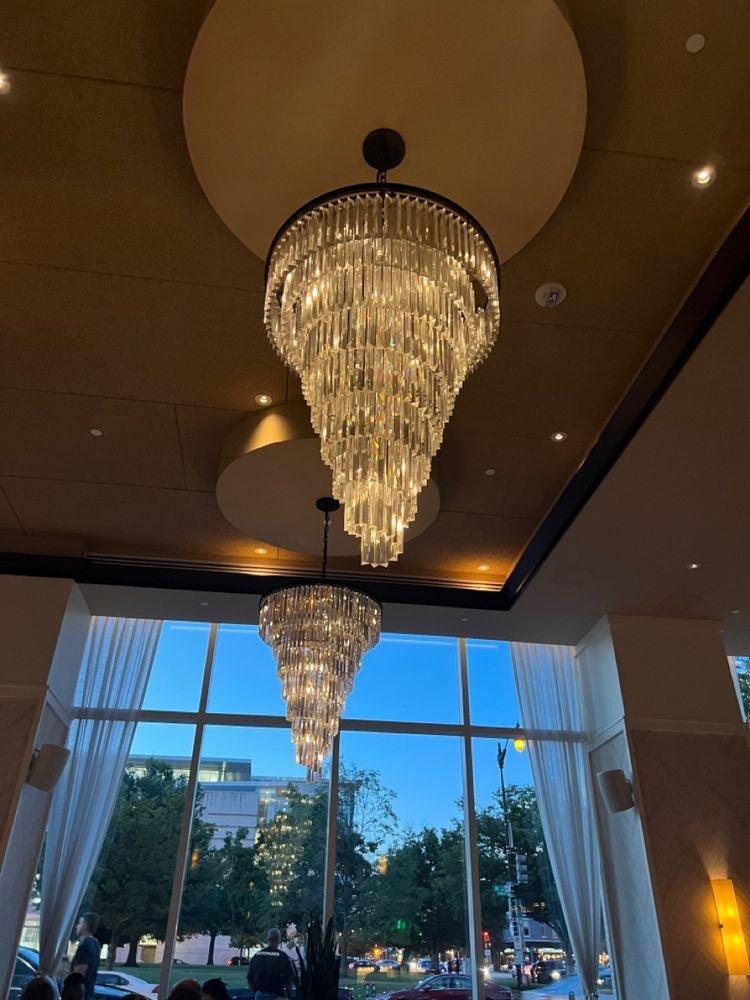 Spiral Tiered Crystal Chandelier in Black Finish - D19.7"*H25.6"Warm Lightgayusan